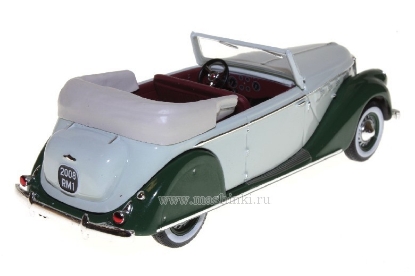 Изображение IXO-MUS-022 1/43 RENAULT Suprastella Coach 2-tones 1939 green/brown interiors