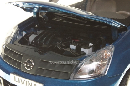 Изображение PAUDI 1/18 NISSAN Livina Geniss 2006