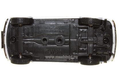 Изображение АЛ-017 1/43 ЗАЗ-965/965А ЗАПОРОЖЕЦ 1960-1969 светло-серый (29.09.2009)