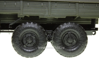 Изображение SCALE 1/43 У-432009-31 бортовой грузовик с бронекабиной хаки