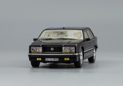 Изображение DIP 1/43 ЗИЛ-4102 черный