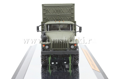 Изображение SCALE 1/43 У-4320 с кузовом-контейнером КК2.1 хаки