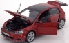 Изображение NOREV 1/18 VW Golf VII (5 дверей) 2013 sunset red