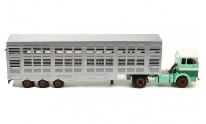 Изображение IXO 1/43 MERCEDES-BENZ LPS 1632 c п/прицепом-скотовозом 1970