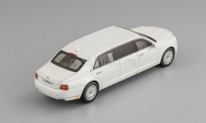 Изображение DIP 1/43 AURUS Senat Limousine 2018 white