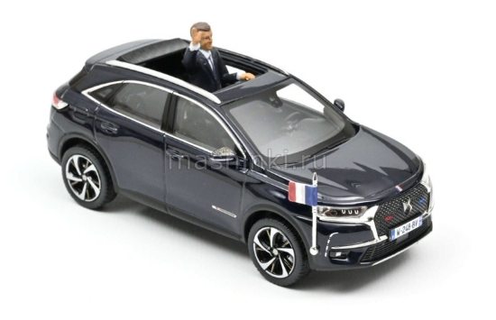 Изображение NOREV 1/43 CITROEN DS7 Crossback + фигурка президент Франции Э. Макрон 2017 dark blue