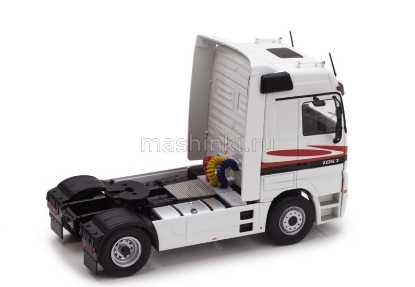 Изображение IXO 1/43 Седельный тягач MERCEDES-BENZ Actros MP1 1995 white