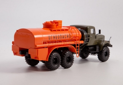 Изображение АИСТ 1/43 АЦ-8,5 (255Б) хаки-оранжевый