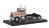 Изображение IXO 1/43 Седельный тягач FREIGHTLINER FLC 120 64 T 1977 metallic beige