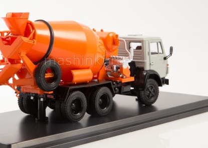 Изображение SSM 1/43 СБ-92 (5511) автобетоносмеситель