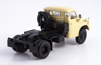 Изображение АИСТ 1/43 TATRA-138 NT 4x4 седельный тягач бежевый