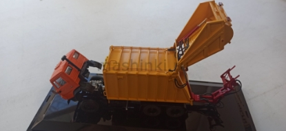 Изображение SCALE 1/43 КО-427 мусоровоз (К-53213) оранжево-желтый