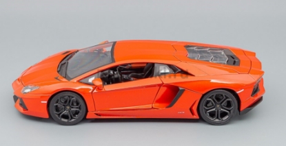 Изображение BBURAGO 1/18 LAMBORGHINI Aventador LP700-4 met orange/металл. оранж