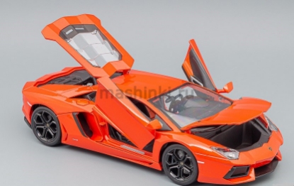 Изображение BBURAGO 1/18 LAMBORGHINI Aventador LP700-4 met orange/металл. оранж