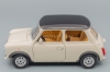 Изображение BBURAGO 1/18 MINI Cooper 1969 beige/black