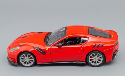 Изображение BBURAGO 1/24 FERRARI R&P F12 red/красный