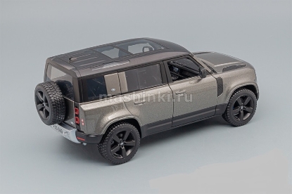 Изображение BBURAGO 1/24 LAND ROVER Defender 110 2022 silver/серебристый