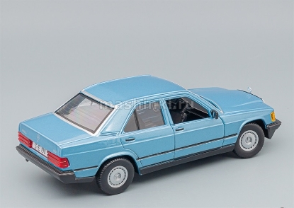 Изображение BBURAGO 1/24 MERCEDES-BENZ 190E 1987 blue/синий