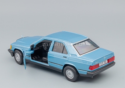 Изображение BBURAGO 1/24 MERCEDES-BENZ 190E 1987 blue/синий