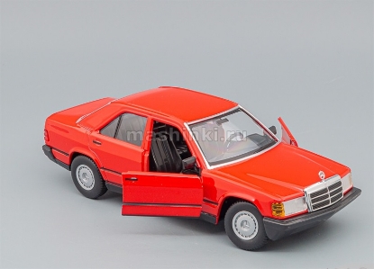 Изображение BBURAGO 1/24 MERCEDES-BENZ 190E 1987 red/красный