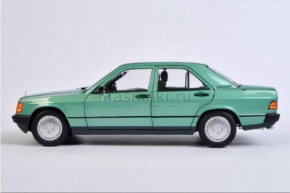 Изображение NOREV 1/18 MERCEDES-BENZ 190E (W201) 1982 green metallic