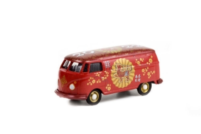 Изображение GREENLIGHT 1/64 VW T1 Van Chinese Zodiac 2022 Year of the Tiger