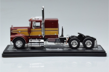 Изображение IXO 1/43 Седельный тягач MARMON CHDT 1980 dark red-gold