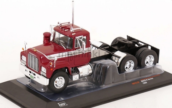 Изображение IXO 1/43 Седельный тягач MACK R-Series 1966 red