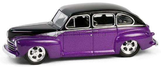 Изображение GREENLIGHT 1/64 FORD Fordor Super Deluxe 1946 dark purple metallic/black