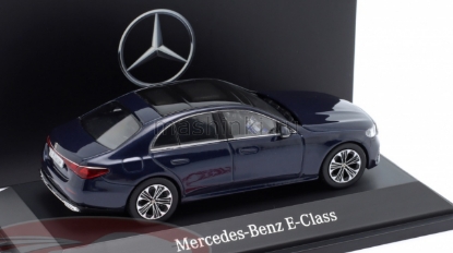 Изображение DEALER MODEL 1/43 MERCEDES-BENZ E-Classe Limousine (W214) 2024 nautical blue