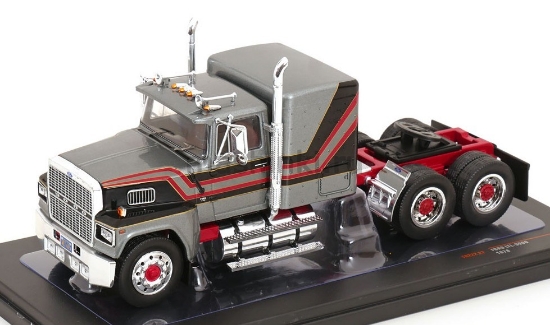 Изображение IXO 1/43 Седельный тягач FORD LTL-9000 1978 dark grey metallic/black/red